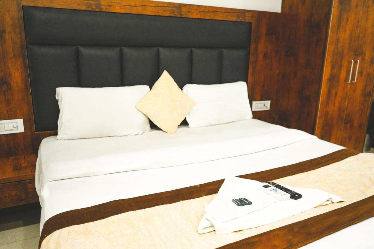 O Tez Plaza New Delhi